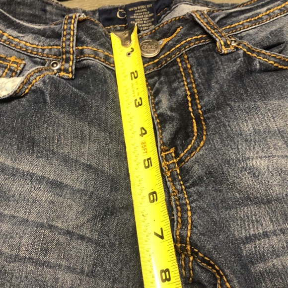 EARL JEAN BLUE Dark blue 5 pocket jeans. Junior Size 5. Pant length is 30” - Picture 7 of 9